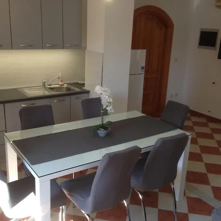 Apartment Nilda 2 *