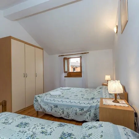 Nilda 2 Apartment